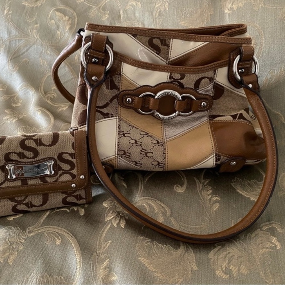 Sophia Caperelli shoulder bag & matching wallet.